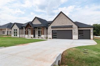 New construction Single-Family house 2300 Candlestick Dr, Granbury, TX 76049 - image