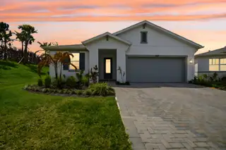 New construction Single-Family house 14519 Sw Skye Dr, Port St. Lucie, FL 34987 plan Cascades - image