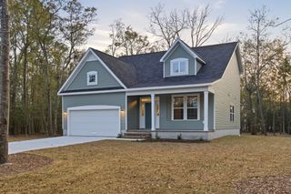 New construction Single-Family house 206 Chateau Dr, New Bern, NC 28560 plan Kent - image