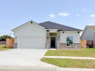New construction Single-Family house 303 Cobblestone Ct, Victoria, TX 77904 plan Salado - image