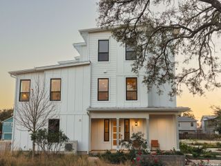 New construction Single-Family house 543 Mcmonigal Pl, Unit 3, San Antonio, TX 78210 - image