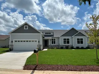 New construction Single-Family house 5676 Trail Side Ln, Unit 3, Whitmore Lake, MI 48189 plan The Esher Paired Ranch Condominium - image