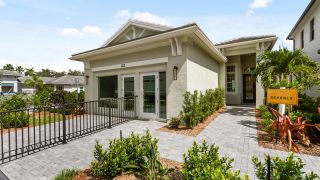 New construction  house 132 Se Via, Port St. Lucie, FL 34952 plan Beverly - image