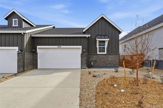 New construction Single-Family house 3378 N Duquesne Wy, Aurora, CO 80019 plan Rocky Mountain - image