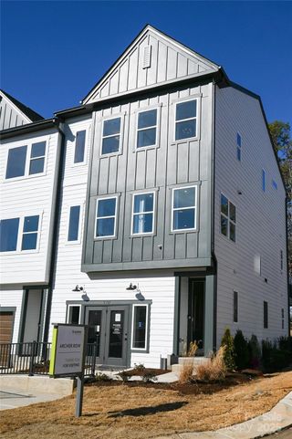 New construction Townhouse house 8034 Cedarsmith Ct, Charlotte, NC 28217 plan Beau - image