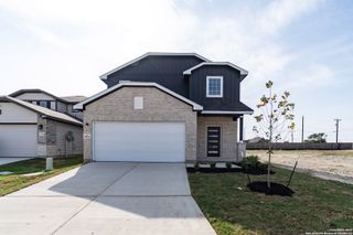 New construction Single-Family house 11114 Hollinger Cir, Converse, TX 78109 plan Hickory - image