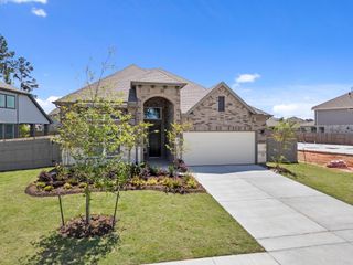 New construction Single-Family house 18028 Brennie Bird Ln, Conroe, TX 77302 plan Lynnbrook - image