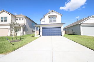 New construction Single-Family house 6639 Escondido Dr, Rosharon, TX 77583 - image