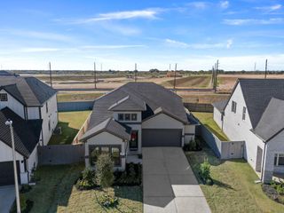 New construction Single-Family house 16907 Warm Glow Ct, Hockley, TX 77447 plan Armstrong - image