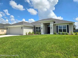 New construction Single-Family house 527 Winer Ave Sw, Palm Bay, FL 32908 plan 2330 - image