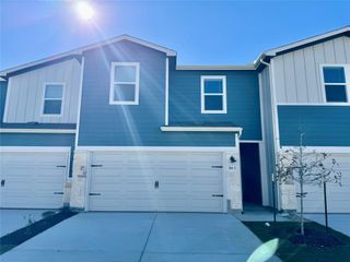 New construction Townhouse house 164 Cinnabar Ln, Unit 2, Kyle, TX 78640 plan The Waterloo (175) - image