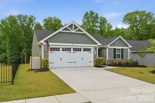 New construction Single-Family house 420 Grandiflora Ave, Lancaster, SC 29720 - image