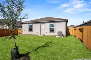 New construction Single-Family house 11924 Stroud Dr, San Antonio, TX 78252 plan Beech - image