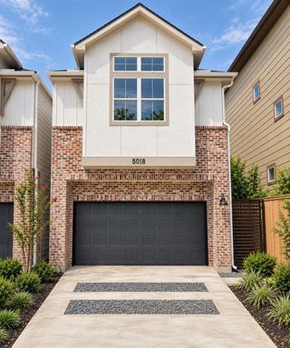 New construction Single-Family house 5018 Schuler St, Houston, TX 77007 - image