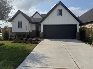 New construction Single-Family house 401 Wild Thicket Dr, Katy, TX 77493 plan Presidio - image