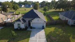 New construction Single-Family house 439 S Amherst Dr, West Columbia, TX 77486 plan Greeley - image