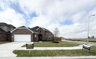 New construction Single-Family house 13627 Lago Vista Dr, Iowa Colony, TX 77583 - image
