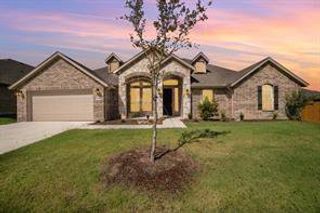 New construction Single-Family house 609 Alaina Dr, DeSoto, TX 75115 - photo