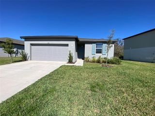 New construction Single-Family house 3111 Forrest Plum Ct, Zephyrhills, FL 33540 - photo