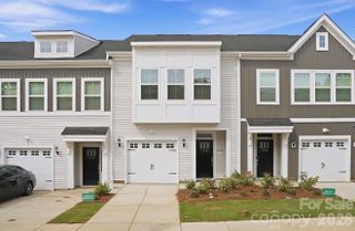 New construction Townhouse house 2734 Lehigh Rd, Unit 39, Charlotte, NC 28208 - image