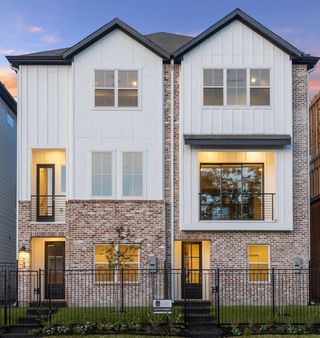 New construction Single-Family house 137 Eastwood St, Houston, TX 77011 plan Plan  1824 - image