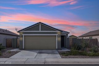 New construction Single-Family house 12027 E Primrose Ln, Florence, AZ 85132 plan Lily Plan 2566 - image