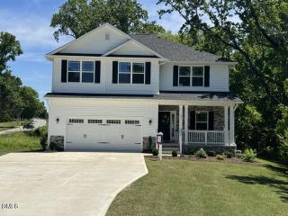 New construction Single-Family house 356 Hopewell Branch Ct, Smithfield, NC 27577 plan 2307 - image