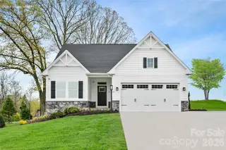 New construction Single-Family house 917 Heathway Dr, Charlotte, NC 28213 - image