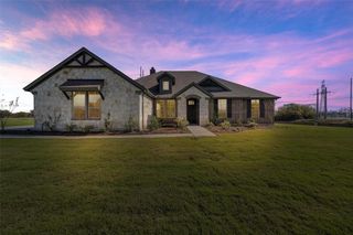 New construction Single-Family house 30 Roosevelt Ln, Valley View, TX 76272 plan Salado - image