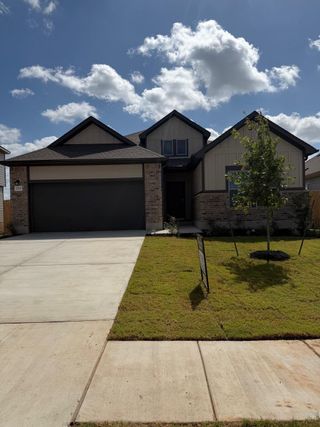 New construction Single-Family house 153 Ayres Horn, Cedar Creek, TX 78612 plan Upton - image