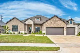 New construction Single-Family house 704 Abbey Rd, Van Alstyne, TX 75495 plan Lynn - image