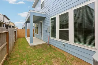 New construction Single-Family house 626 Topwater Trl, Kemah, TX 77565 plan The Chalet (2503) - image