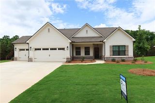 New construction Single-Family house 309 Weslyn Dr, Social Circle, GA 30025 plan (GA)Everett A.1 3 Front Entry - image