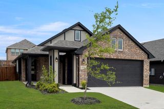 New construction Single-Family house 1636 Meadow Crest Dr, Aubrey, TX 76227 plan 1636 Meadow Crest - image
