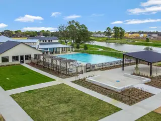 New construction Single-Family house 10024 Rustic Charm St, Houston, TX 77080 plan The Winston (S120) - image