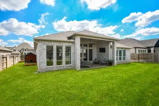 New construction Single-Family house 30314 Brook Point Ct, Fulshear, TX 77441 plan Design 3118W - image