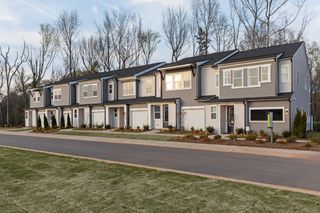 New construction Townhouse house 6041 Longar Ln, Charlotte, NC 28269 plan Hanover - image