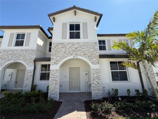 New construction Townhouse house 2851 Se 25Th Rd, Homestead, FL 33035 - image