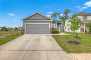New construction Single-Family house 621 Kulpa Cross, Seguin, TX 78155 - image