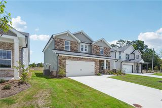 New construction Single-Family house 2474 Martin Spring Bnd, Lawrenceville, GA 30045 plan Dakota - image