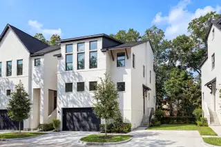New construction Single-Family house 1719 Spyglass Dr, Unit 17, Austin, TX 78746 - image