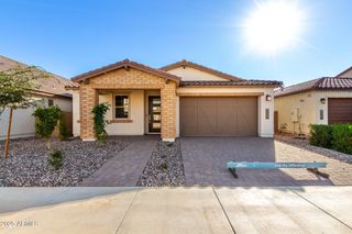 New construction Single-Family house 21267 E Sparrow Dr, Queen Creek, AZ 85142 plan Plan 4024 Elevation B - image