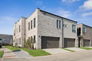 New construction Condo house 305 Sunset Ln, Unit 101, Fort Worth, TX 76114 - image