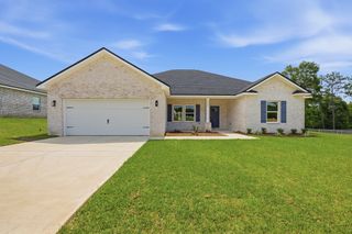 New construction Single-Family house 6112 Mildred'S Wy, Crestview, FL 32539 plan Dalton - image