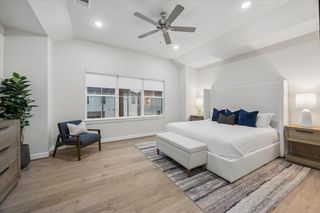 New construction Townhouse house 6340 Paddington Bend Dr, Houston, TX 77008 - image