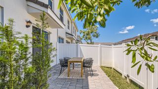 New construction Townhouse house 17180 Sw 2Nd Cir, Pembroke Pines, FL 33027 plan Stranahan - image