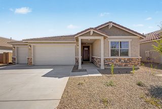 New construction Single-Family house 14871 W Briles Rd, Surprise, AZ 85387 plan Blush - image