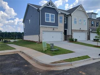 New construction Townhouse house 616 Gunnin Wy, Unit LOT 36, McDonough, GA 30253 - image