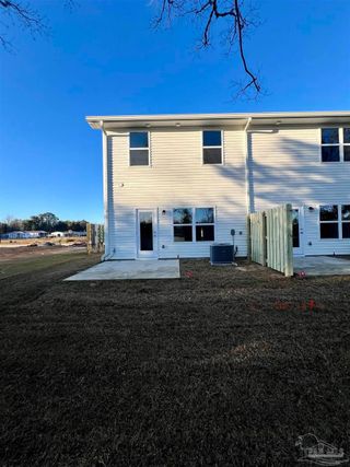 New construction Single-Family house 5562 Lexlee Blvd, Pensacola, FL 32526 plan Plan 1543 Townhome - image