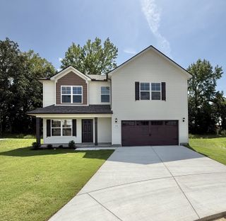 New construction Single-Family house 100 Stonehenge Cir, Manchester, TN 37355 - image